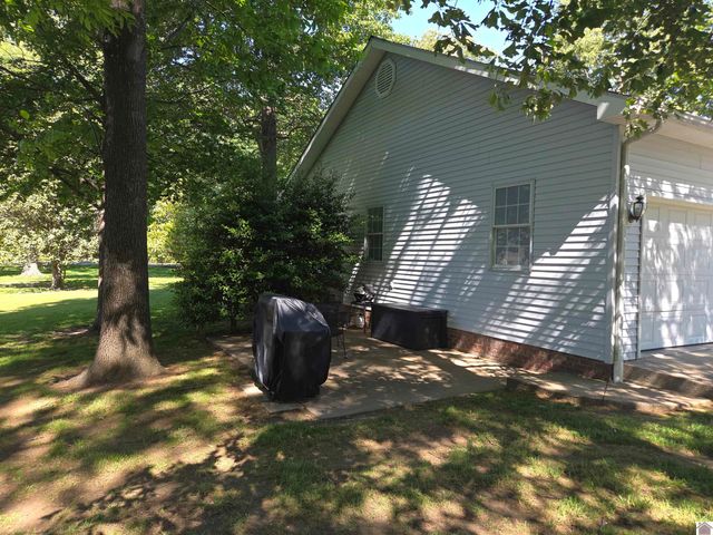 101 Britton Drive, Kevil, KY 42053