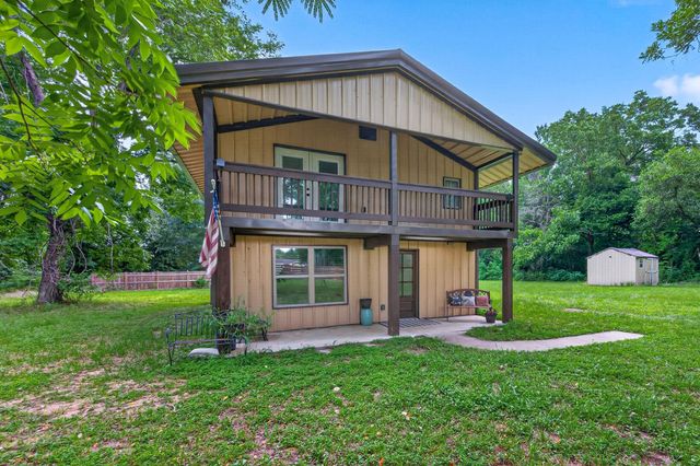 130 County Road 3470 N, Cleveland, TX 77327