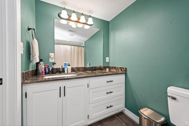 130 County Road 3470 N, Cleveland, TX 77327