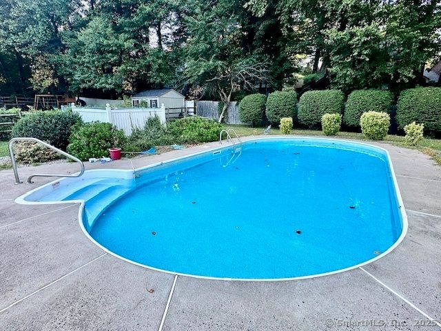 36 Richmond Lane, West Hartford, CT 06117