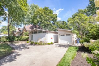 523 Green Bay Road, Highland Park, IL 60035