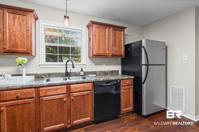10050 Thresher Court, Mobile, AL 36695
