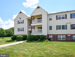 102 CHESTERFIELD LN #302, Stafford, VA 22556