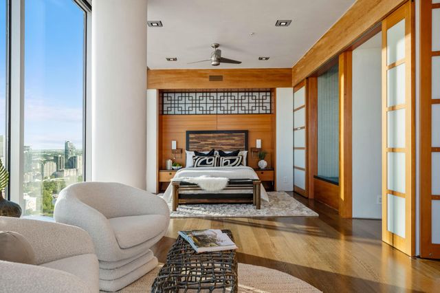 360 Nueces ST 4211, Austin, TX 78701