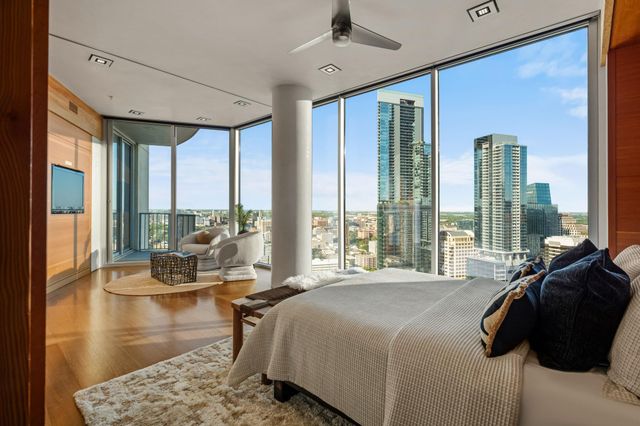 360 Nueces ST 4211, Austin, TX 78701