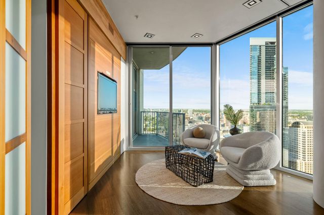 360 Nueces ST 4211, Austin, TX 78701