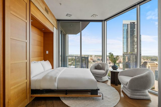 360 Nueces ST 4211, Austin, TX 78701