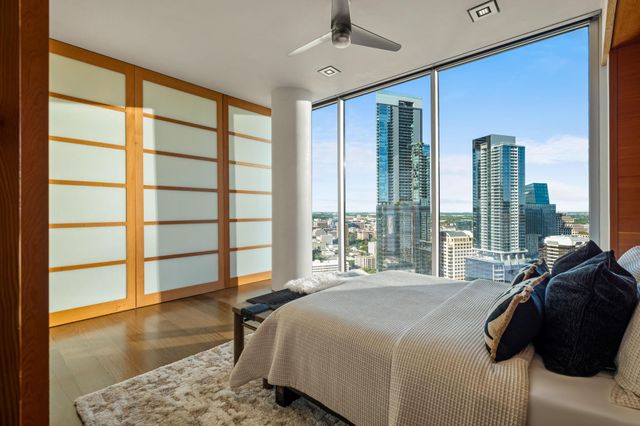 360 Nueces ST 4211, Austin, TX 78701