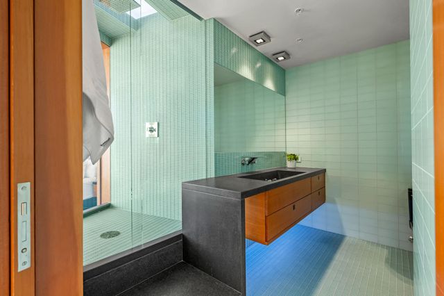 360 Nueces ST 4211, Austin, TX 78701