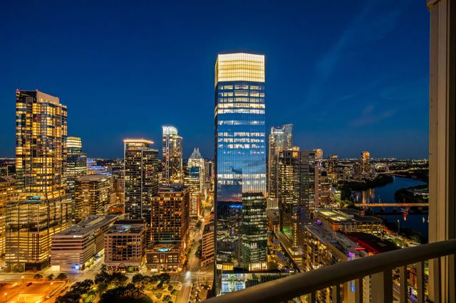 360 Nueces ST 4211, Austin, TX 78701