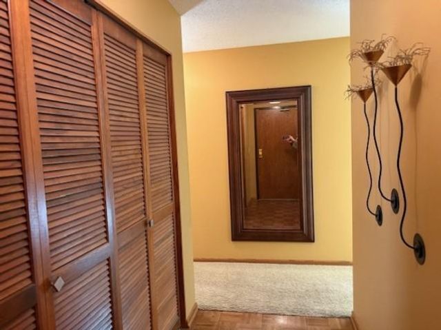 10 Windsor Court 214, New Brighton, MN 55112