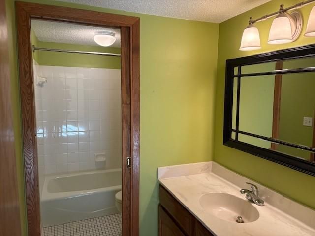 10 Windsor Court 214, New Brighton, MN 55112