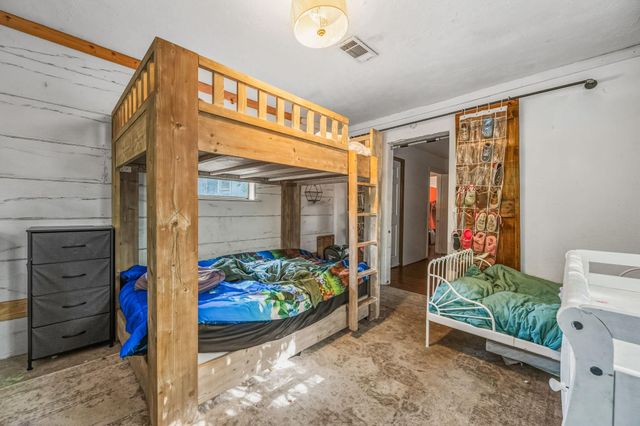 412 Dunnam Avenue, Cleveland, TX 77327