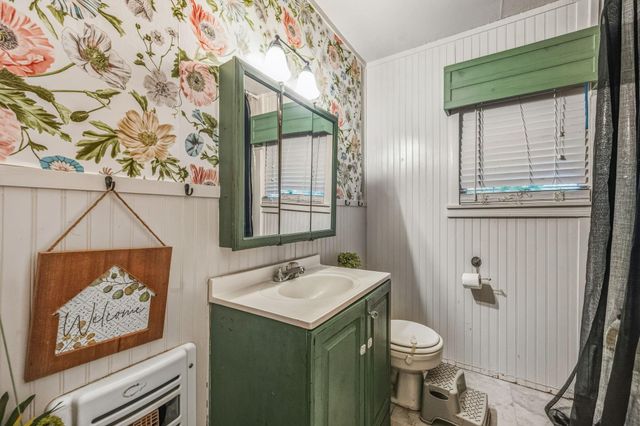 412 Dunnam Avenue, Cleveland, TX 77327