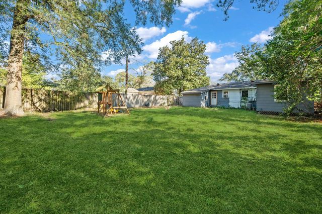 412 Dunnam Avenue, Cleveland, TX 77327