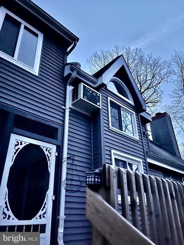 1026 HAMPSTEAD RD, Bushkill, PA 18324