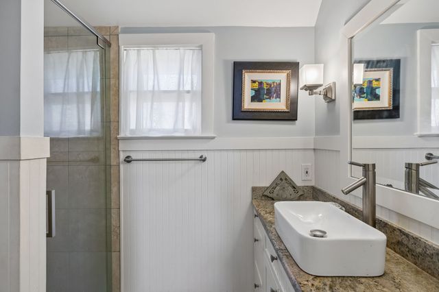 2500 Woodlawn Dr, Nashville, TN 37212