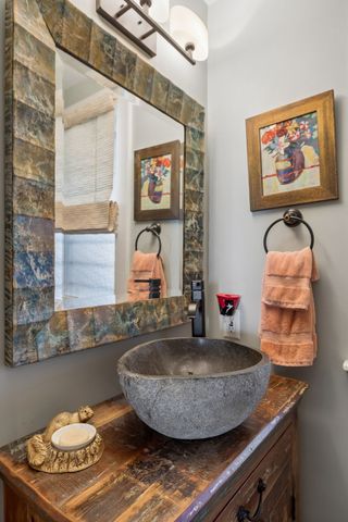 2500 Woodlawn Dr, Nashville, TN 37212