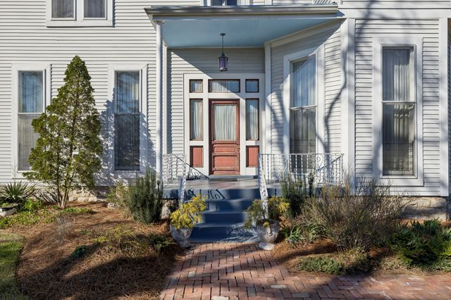 2500 Woodlawn Dr, Nashville, TN 37212