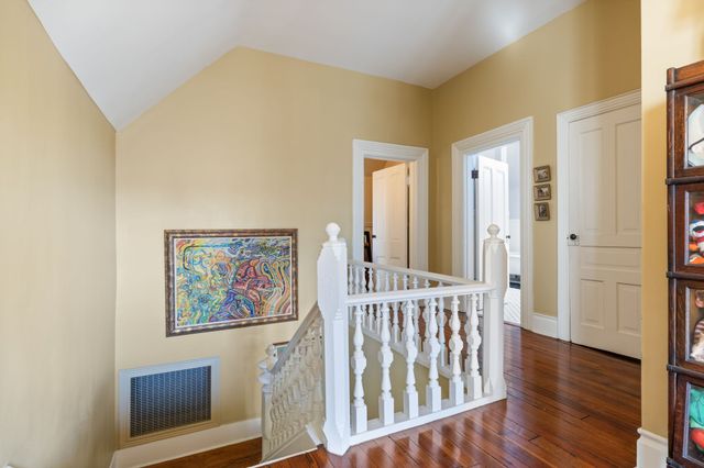 2500 Woodlawn Dr, Nashville, TN 37212