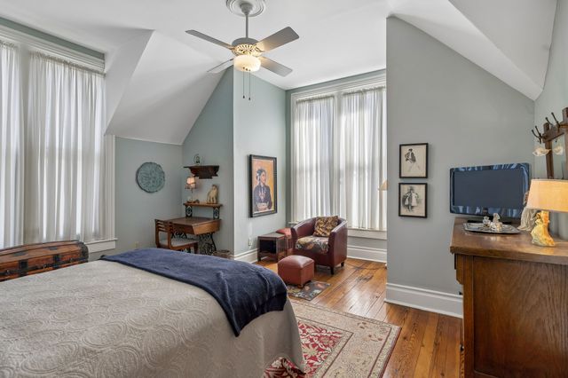 2500 Woodlawn Dr, Nashville, TN 37212