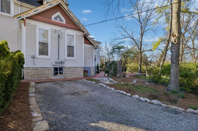 2500 Woodlawn Dr, Nashville, TN 37212