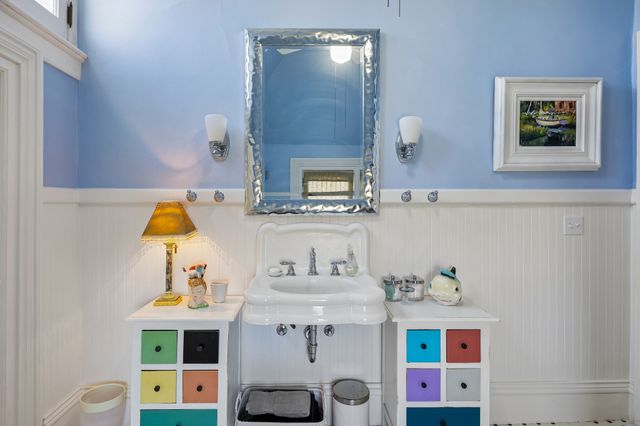 2500 Woodlawn Dr, Nashville, TN 37212