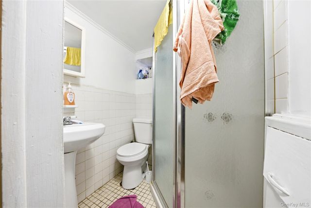 793 N Oak Drive, Bronx, NY 10467