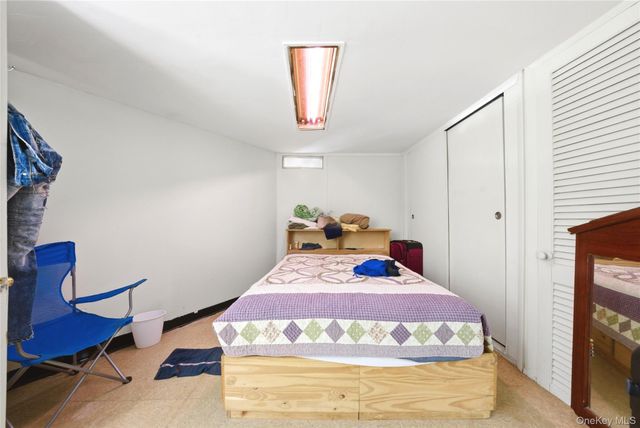 793 N Oak Drive, Bronx, NY 10467