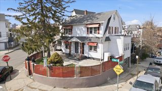 793 N Oak Drive, Bronx, NY 10467