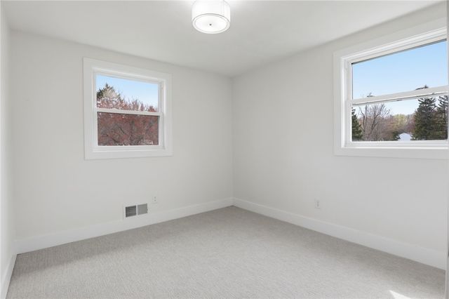 2163 Evergreen Lane, Ontario, NY 14519