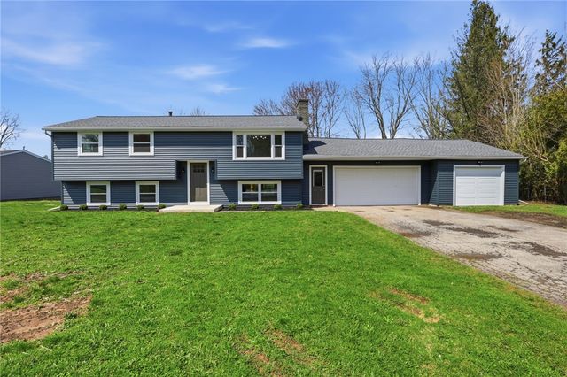 2163 Evergreen Lane, Ontario, NY 14519