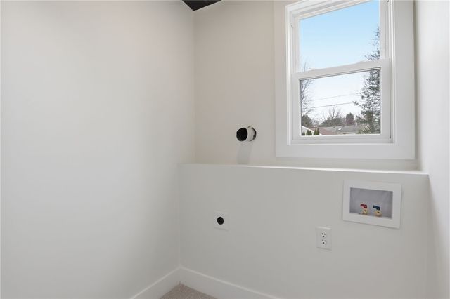 2163 Evergreen Lane, Ontario, NY 14519