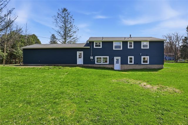 2163 Evergreen Lane, Ontario, NY 14519