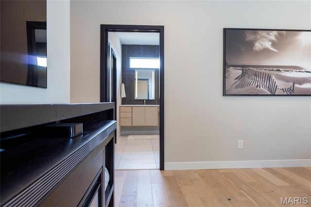 6906 Bruno Avenue, St Louis, MO 63139