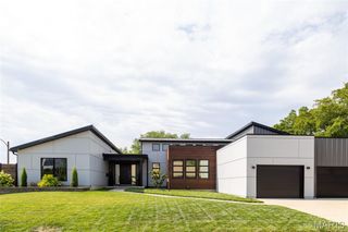 6906 Bruno Avenue, St Louis, MO 63139