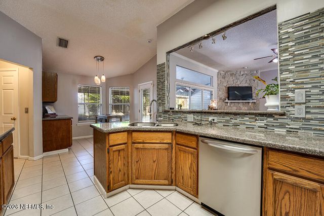 9529 PLUM LAKE Lane W, Jacksonville, FL 32222