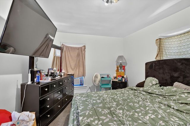 349 E Empire Avenue, Benton Harbor, MI 49022