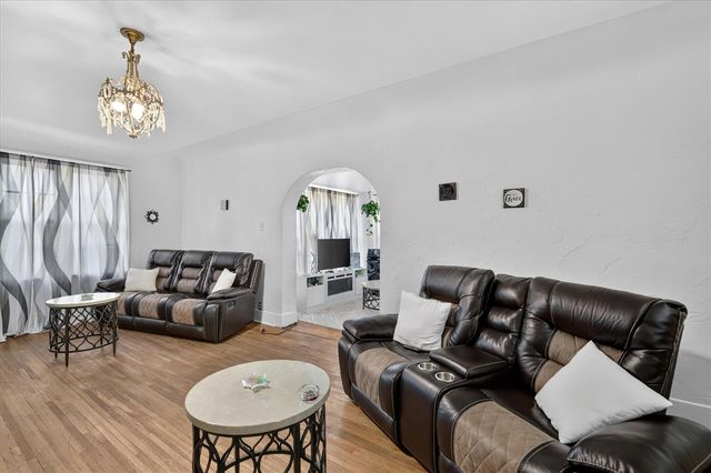 349 E Empire Avenue, Benton Harbor, MI 49022