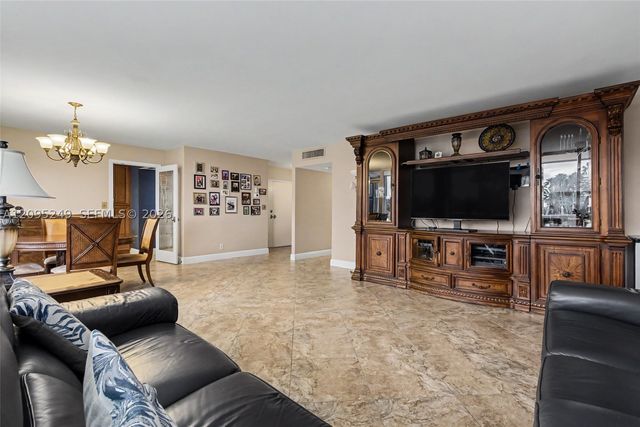 1200 S Ocean Blvd 3G, Boca Raton, FL 33432