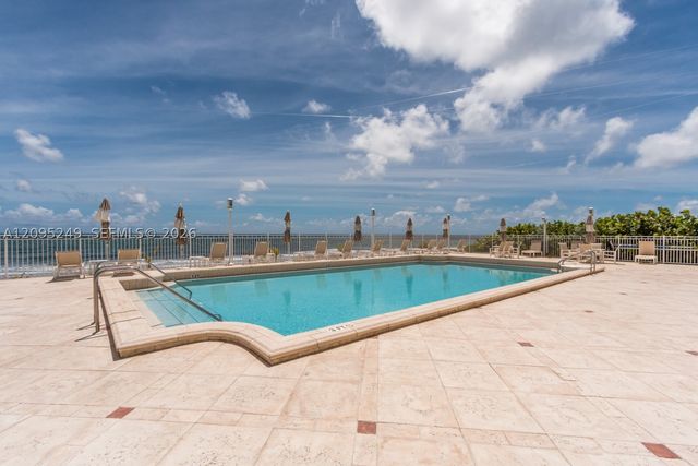 1200 S Ocean Blvd 3G, Boca Raton, FL 33432
