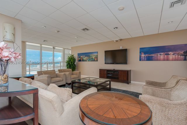 1200 S Ocean Blvd 3G, Boca Raton, FL 33432