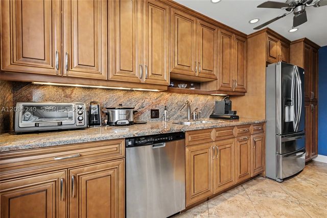 1200 S Ocean Blvd 3G, Boca Raton, FL 33432