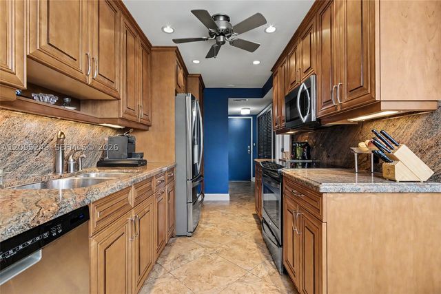 1200 S Ocean Blvd 3G, Boca Raton, FL 33432