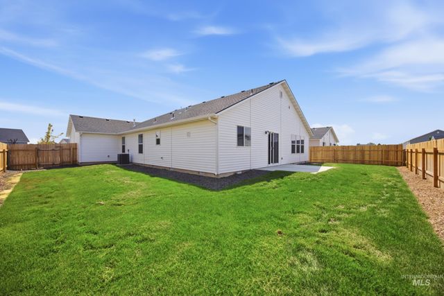 1085 Grass Pond Ave, Middleton, ID 83644