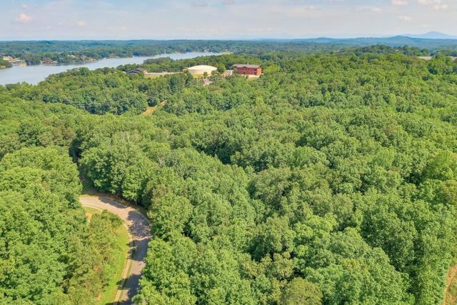 530 Bayberry Crossing Drive, Gainesville, GA 30501