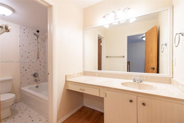 430 Commodore Dr 314, Plantation, FL 33325