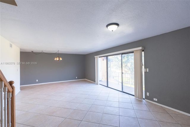 430 Commodore Dr 314, Plantation, FL 33325