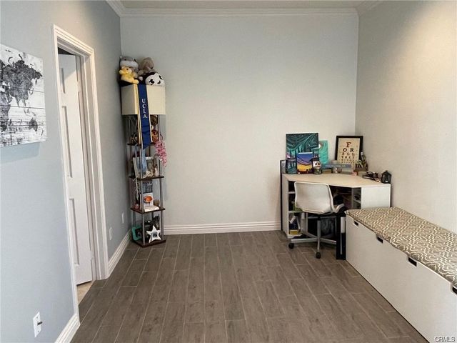 2233 Martin 413, Irvine, CA 92612