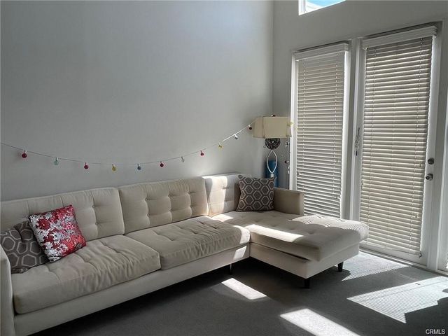 2233 Martin 413, Irvine, CA 92612